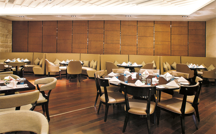 天津饭店桌椅回收，专业回收餐桌椅